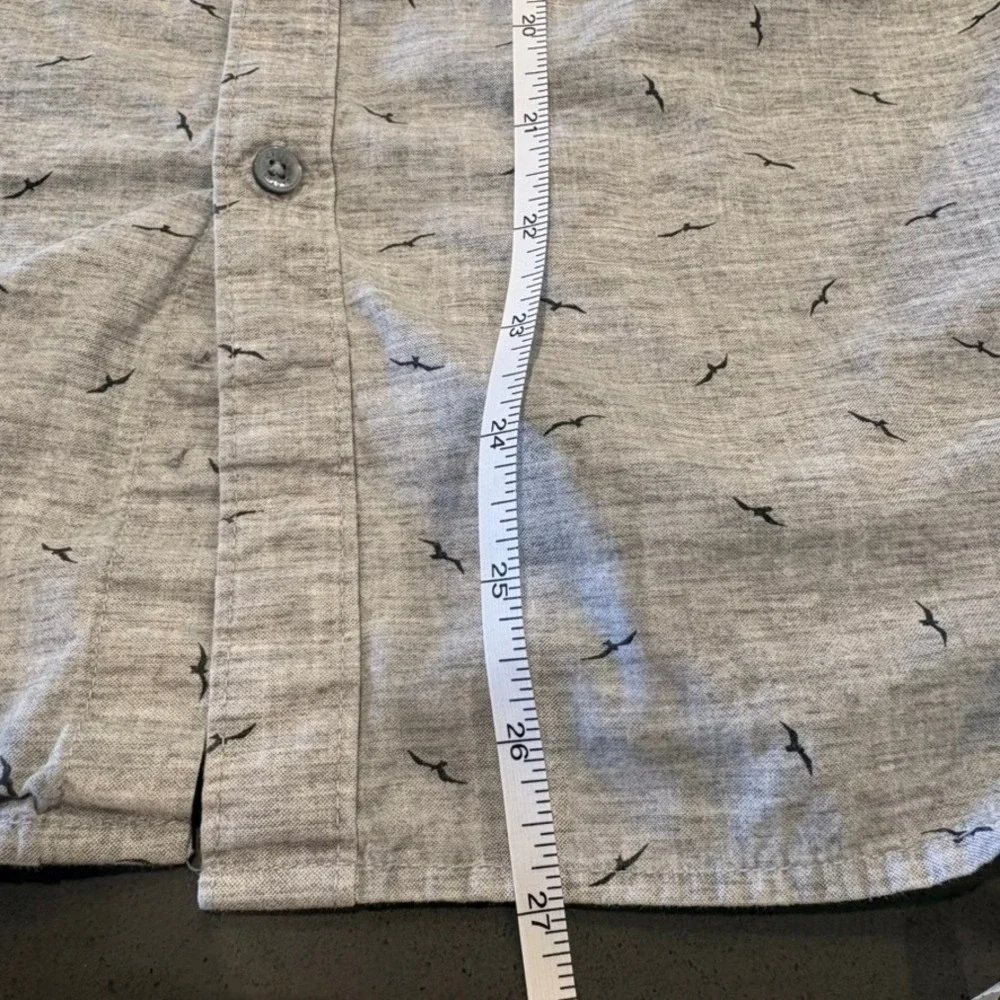 Cactus Man Ricky Singh Mens Small Gray Bird Print Short Sleeve Button Down Shirt